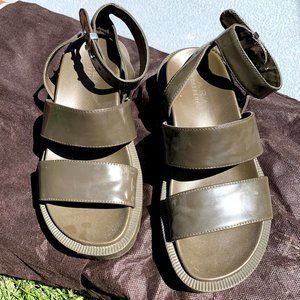ZARA Trafaluc Olive Green Platform Sandals